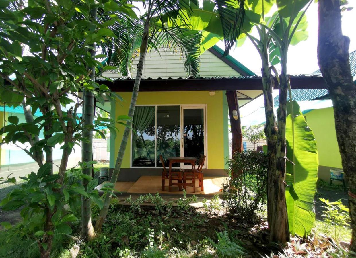 Plook-Ngern Resort ปลูกเงินรีสอร์ท Nong Bun Mak Exterior photo